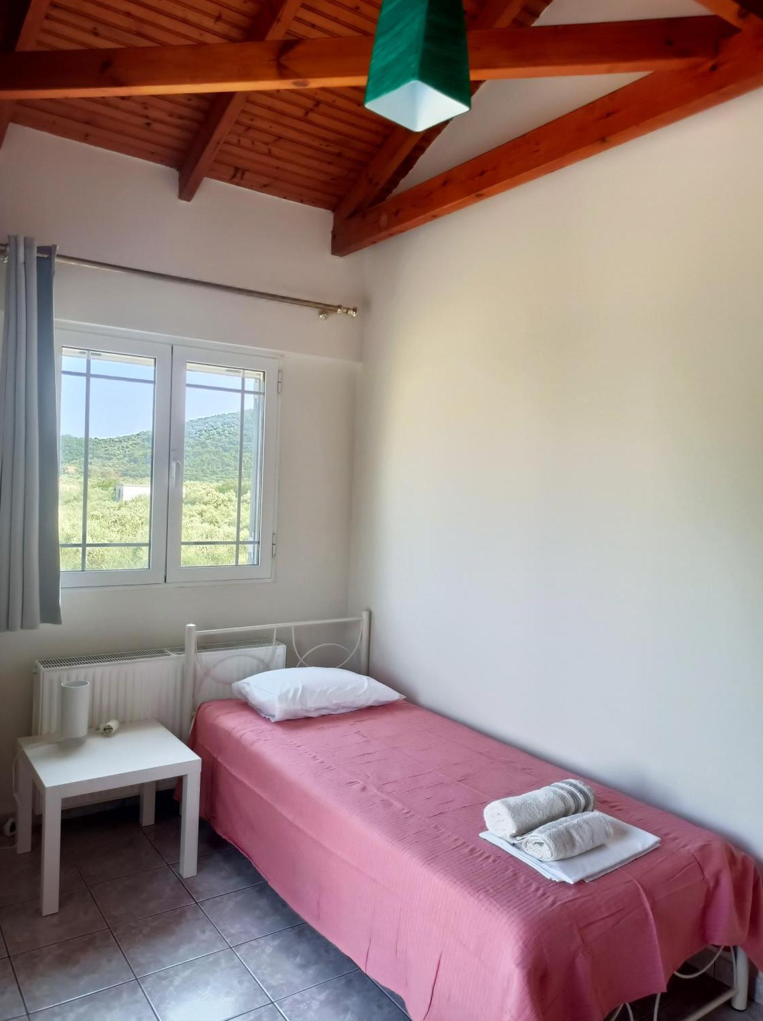 Zoi'S Hοuse.Vacation Home In Mani Near Vathi Beach Exterior foto